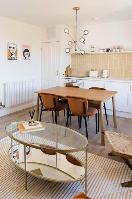 Boutique Central Margate Apt. - Edge Of Old Town! Ngoại thất bức ảnh