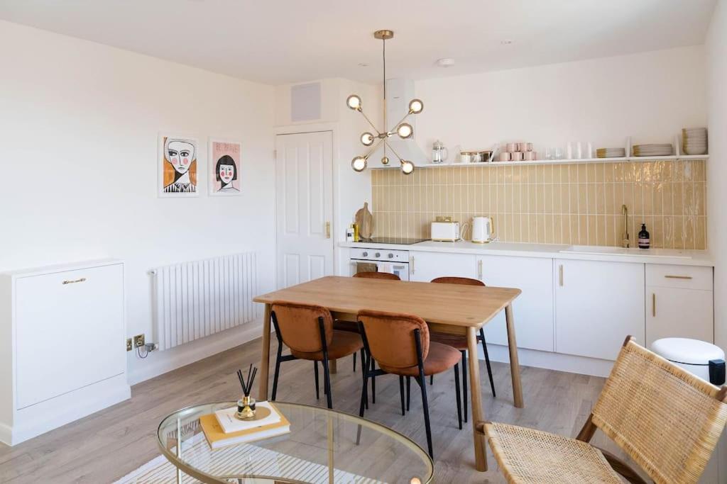 Boutique Central Margate Apt. - Edge Of Old Town! Ngoại thất bức ảnh